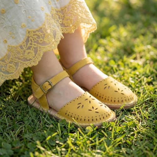 Image of THEE BRON Toddler Floral Cutout Closed Toe Sandals for Girls Breathable Summer Shoes
