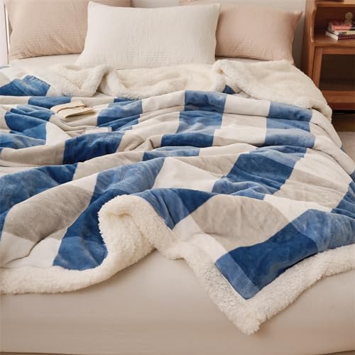 Couverture sherpa douillette pour vos soirées cocooning devant un film
