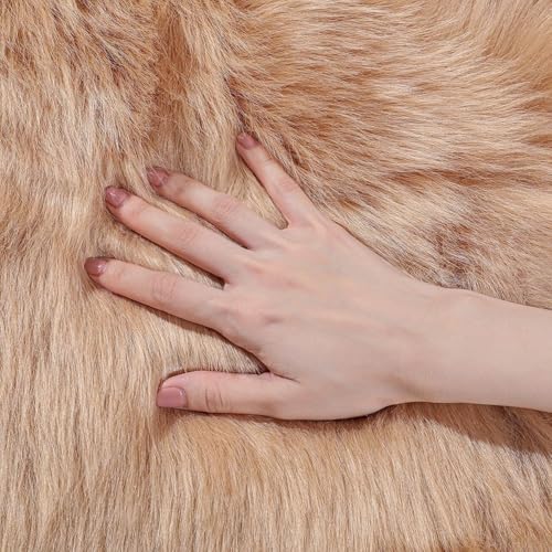 JXLOULAN Faux Lammfell Schaffell Teppich Hellbraun 40x60 cm, Weicher Flauschiger Teppich Wohnzimmer Deko, Longhair Fell Lammfellimitat Carpet für Stühle Sofa Schlafzimmer Kinderzimmer