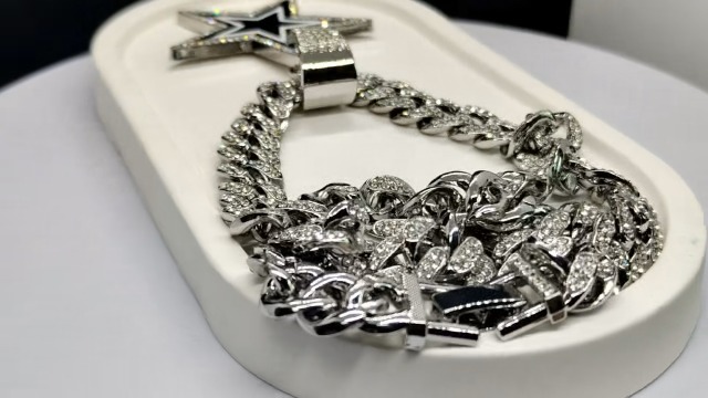 Amazon.com: ZENRUIMING Exaggerated full rhinestone blue star