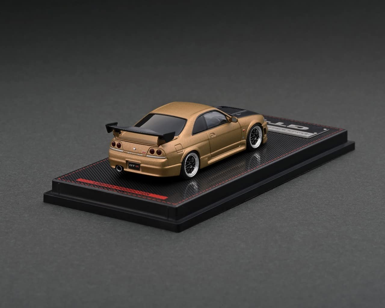 イグニッションモデル　R33 GT-R マットゴールド イグニッションモデルR33 GT-R マットゴールド