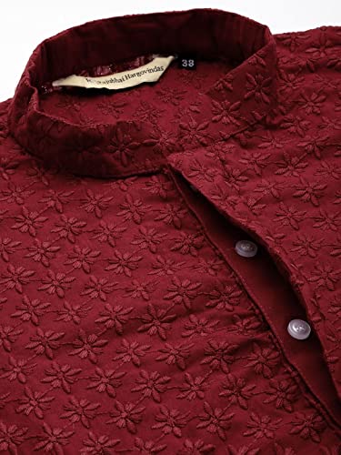 Image of Rajubhai Hargovindas Men Pure Cotton Chikankari Embroidered Straight Kurta
