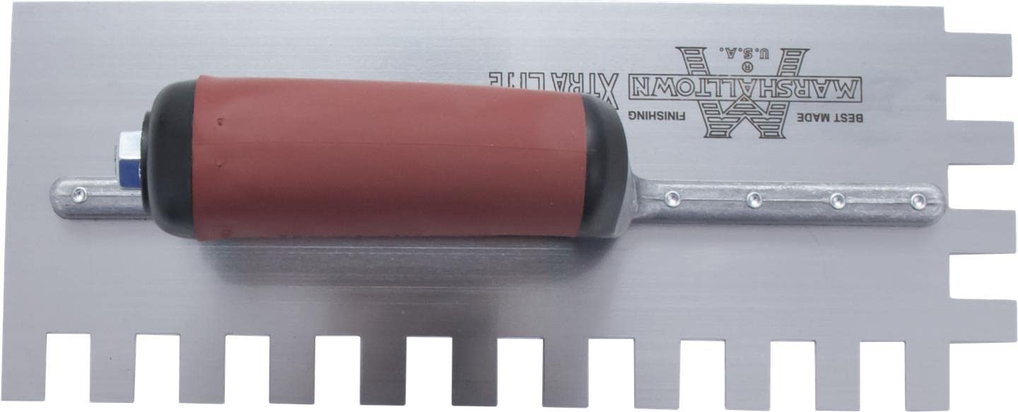 Frattazzo dentato Marshalltown, tacca: U-6x13x6 mm con manico curvo Durasoft, in acciaio, per piastrellisti, dimensioni: 279x114 mm