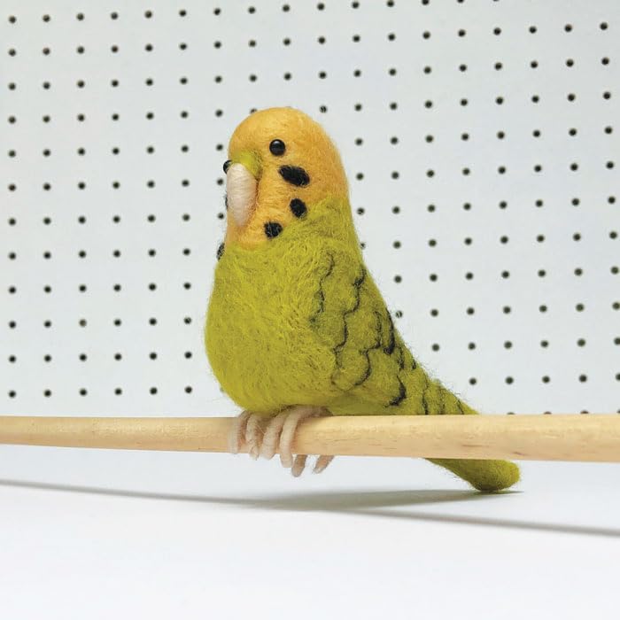 Bergin & Bath Needle Felting kit Budgie. Make a Green Budgerigar from Wool. Beginners DIY Felted Bird Project. A Perfect Creative Gift for Bird Lovers! - Image 2