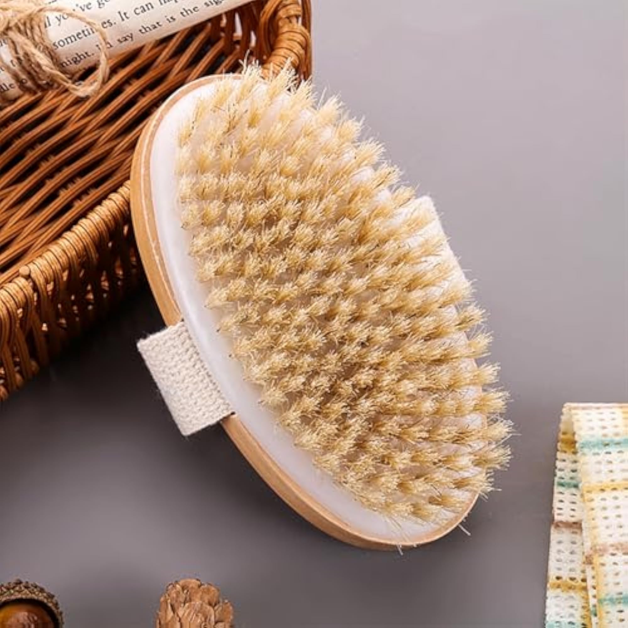 Dry Brushing Body Brush with Storage Bag