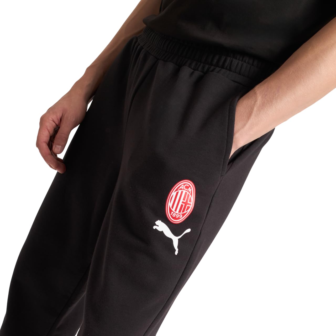 AC Milan Unisex Trainingsanzug mit A.C. Logo Offizielles Produkt von Milan und Puma Pantaloni Ftblculture
