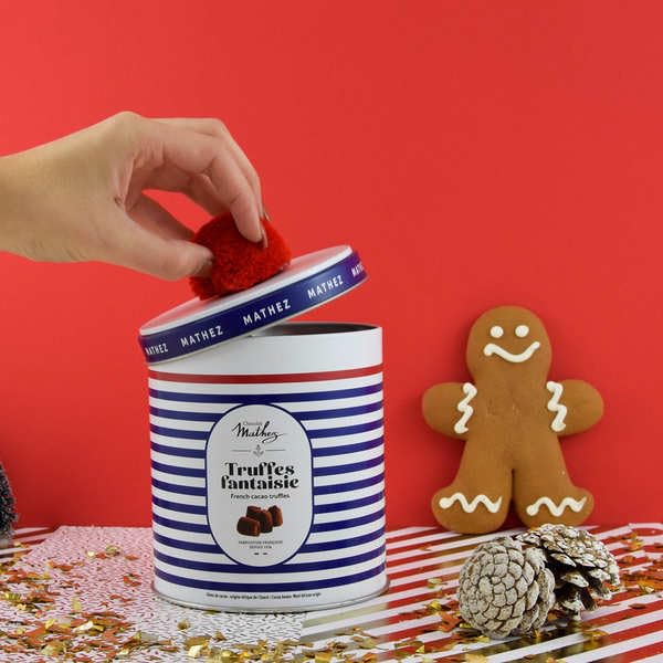 Truffes fantaisie aux éclats de caramel au beurre salé avec arôme naturel en boite métal - Boite métal de 250g