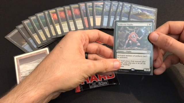 Watch KMC Perfect Hard Sleeves ﹙Protect Your Valuable Cards﹚ on Amazon Live