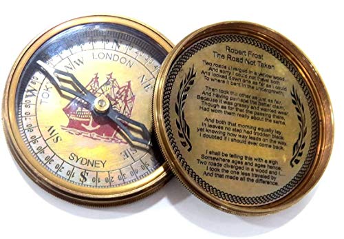 Brújula de bolsillo de latón vintage con estuche de cuero