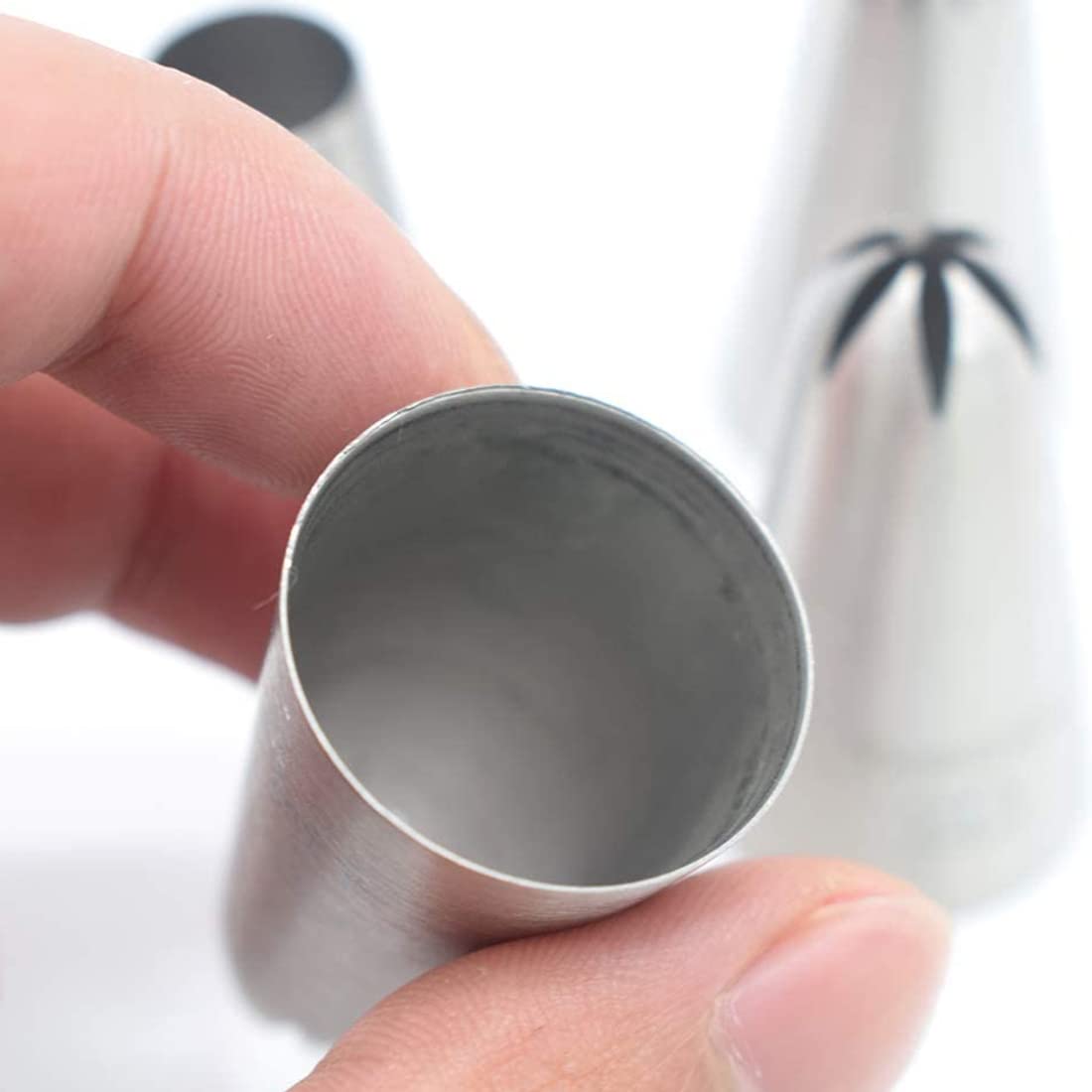 Lot de 6 grandes douilles professionnelles (580, 2D, 2C, 1M，1A，6B) pour la décoration de gâteaux et cupcakes - Compatible poche à douille, churro, donuts, Multicolore