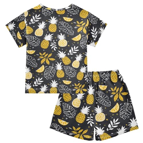 ALAZA Tropical Pineapple Black Fruit Pajamas Short Sleeve 2 Piece Sleepwear Top and Bottom Pajama Set Unisex2
