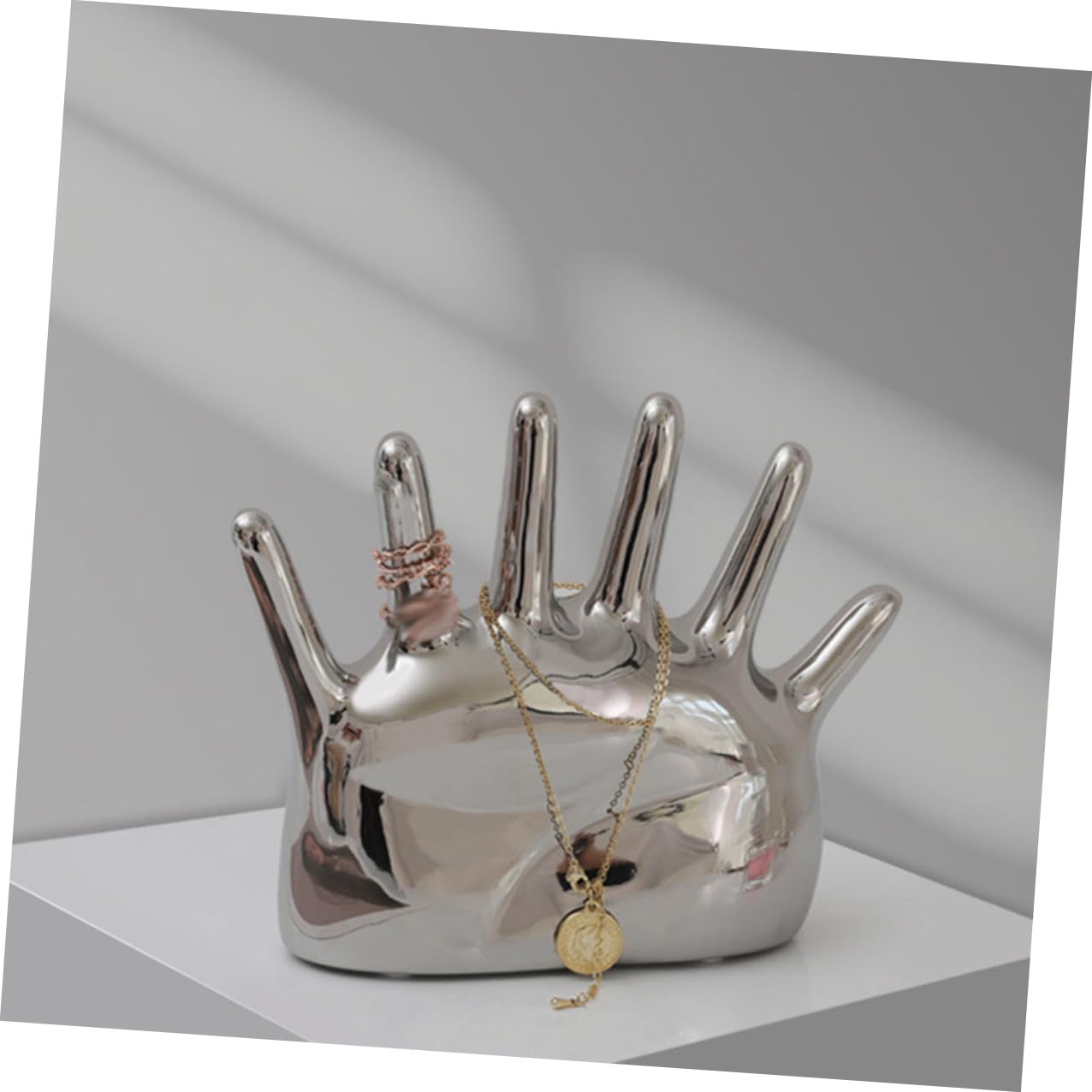 Levemolo Keramik Ringhalter Handform Schmuckständer mit Foto Requisit Funktion Kompakt Silberfarben Schmuck Organizer für Damen Mädchen Dekorativer Schmuckhalter für Kommode und