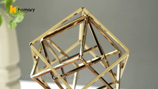 Escultura geométrica dorada moderna con base de cristal miniatura 7