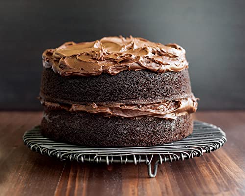 Nordic Ware Natural Aluminum Commercial Round Layer Cake Pan Baking Essentials, 9", Silver #TOP3