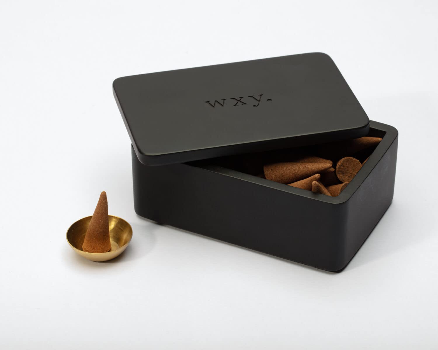 WXYIncense Cones & Holder - Palo Santo