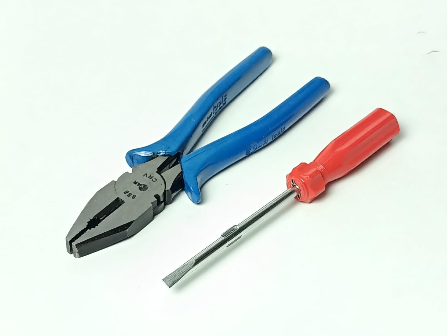 Hardened and Tempered 8" Chrome Vanadium Steel Combination Plier with 4" - 2 in 1 Screw Driver
