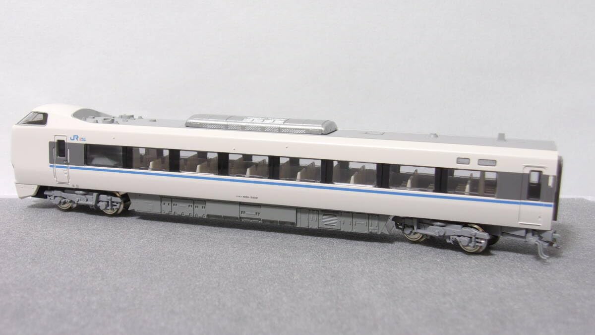 Amazon.co.jp: KATO クモハ681-502 10-345 681系サンダーバード 基本