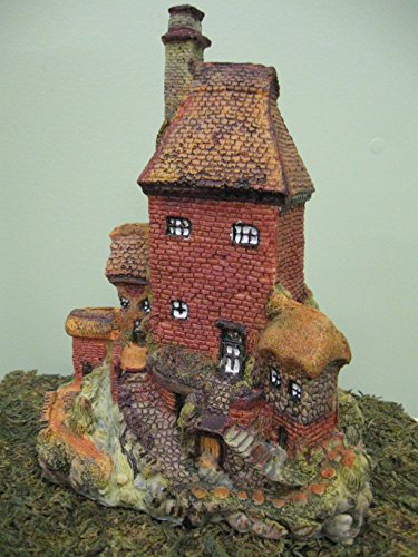 Market Hill 7" Tall Beechnut Fairy House for Fairy/Miniature Garden