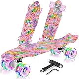 skate banana 2015 Robusto y duradero: La tabla está hecha de plástico, resistente y duradero, soporta ciclistas de hasta 220 libras. El monopatín cruiser está equipado con ejes de aluminio de 3,25 pulgadas de grosor para una máxima velocidad y control. Cola para un mayor control durante la conducción, perfecto para diversas maniobras. Tabla antideslizante para mayor seguridad.