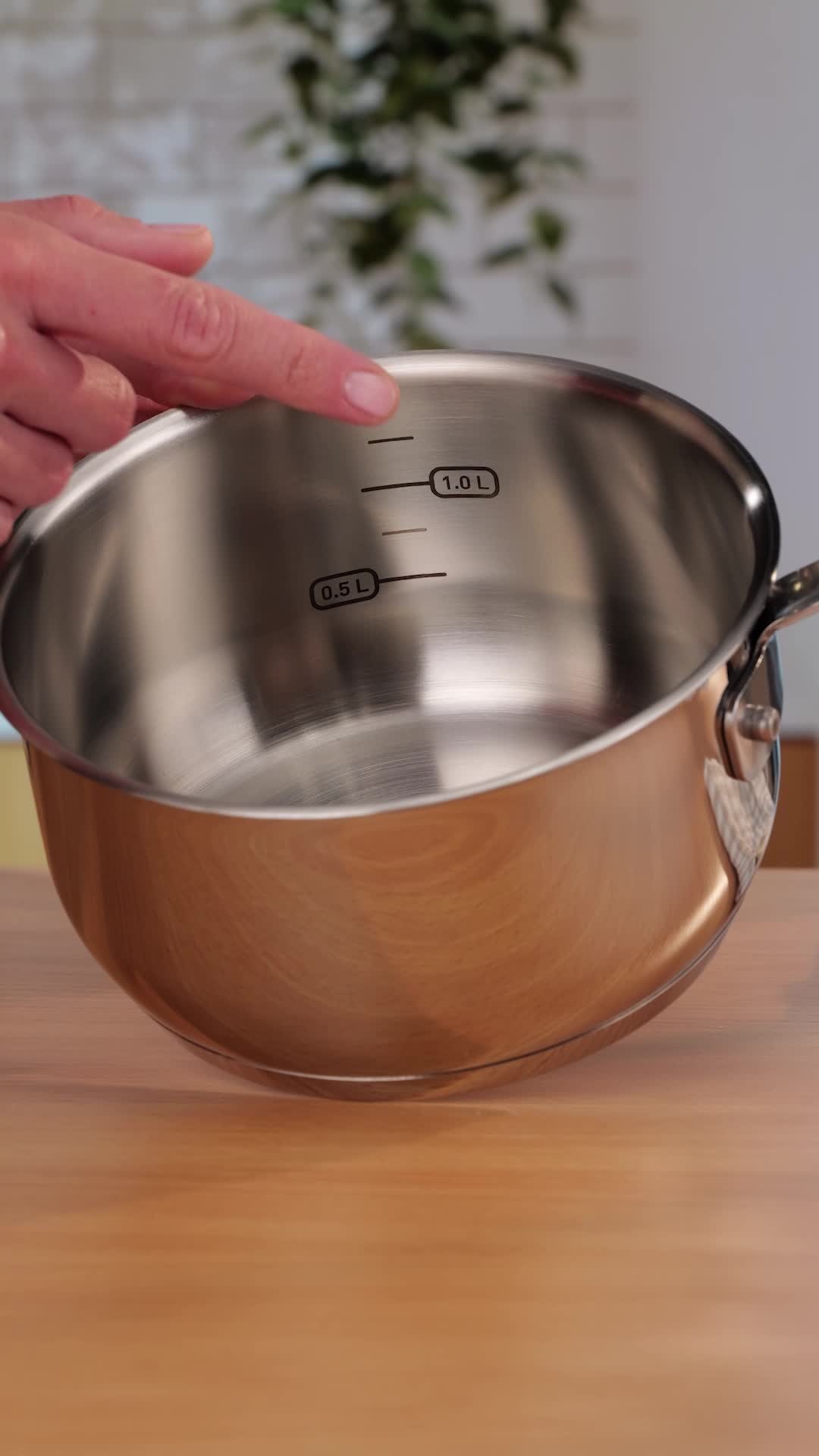 Herogo Casseruola Da 18 Cm, In Acciaio Inox 18/10, Con Coperchio, 2,4