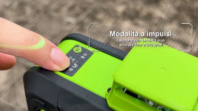 8211G - Niveau Laser Croix Avec 2 Points D'Aplomb - Niveau Laser