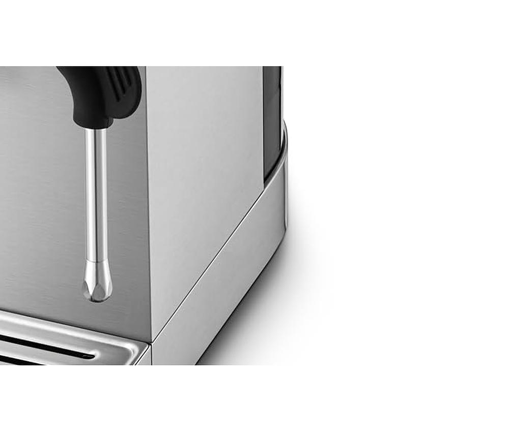 Amazon.com: CASABREWS 3700 Essential Espresso 咖啡機20  Bar,不銹鋼卡布奇諾咖啡和拿鐵機附蒸汽奶泡器適用於家庭,44 盎司(約1.25 毫升)水箱,男女咖啡禮物,銀色: 居家與廚房