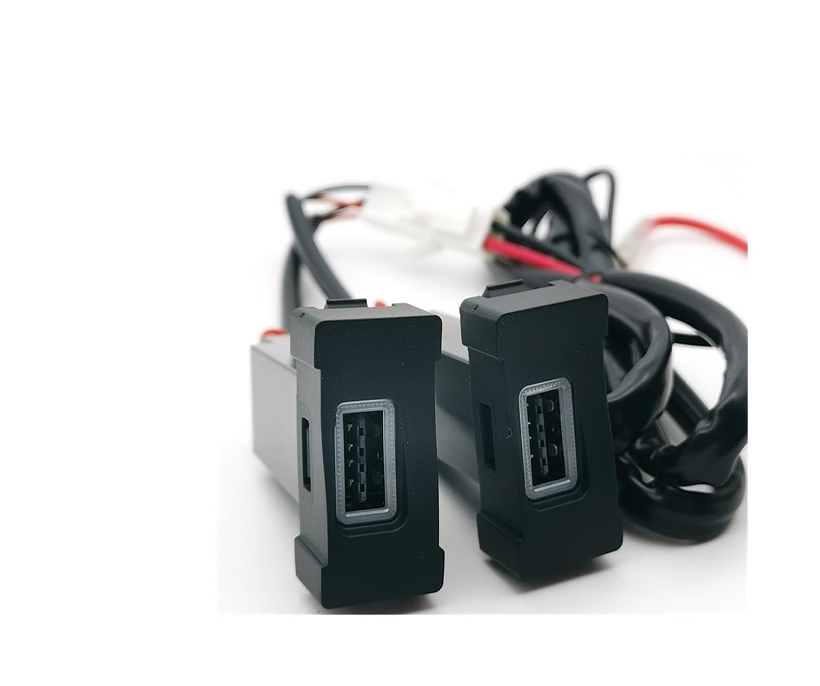 Double chargeur de voiture rouge USB QC3.0, interface chargement pour Smartphone, prise pour Iveco pour le quotidien