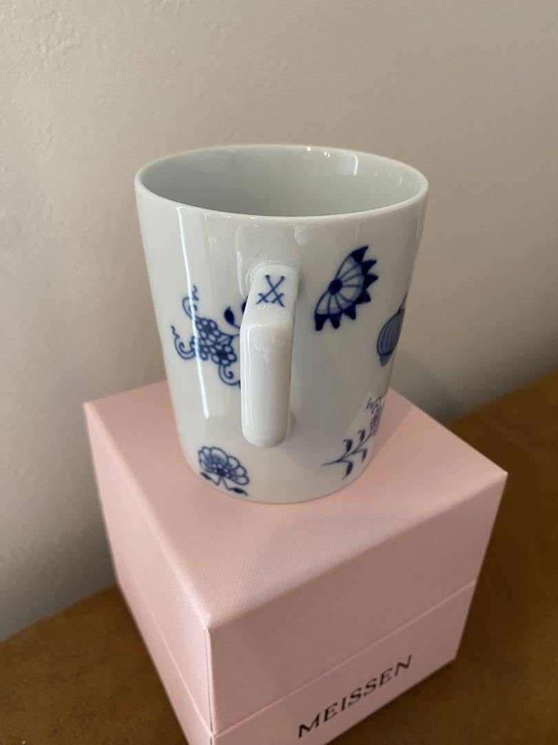 Amazon.co.jp: マイセン マグカップ 散らしブルーオニオン 280周年 箱 