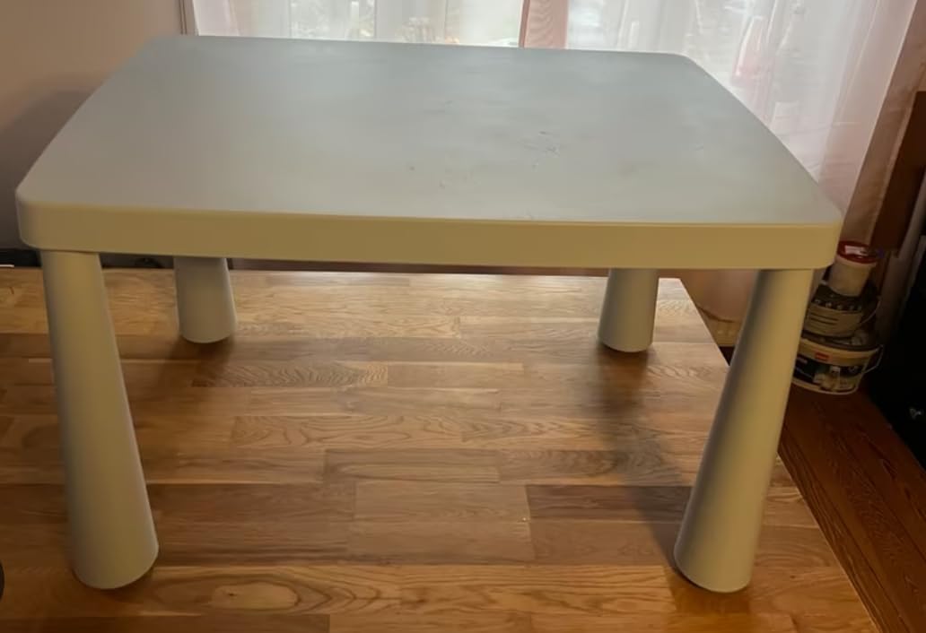 Ikea MAMMUT Kindertisch In/Outdoor 77x55cm [Weiß]