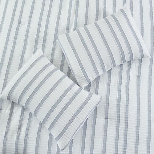 Image of Modern Threads 5-Piece Jacquard Comforter Set, Bianca Queen in White - Elegant Comforter, 2 Pillow Shams, and 2 Decorative Pillows