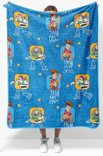 Jay Franco Couverture en polaireKids Disney Buzz l'Éclair et Woody – Couverture en Polaire Douce et Douillette de 100 x 130 cm pour la Chambre et Le...
