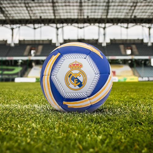 Hy-Pro Balón de fútbol con Licencia Oficial del Real Madrid CF Cyclone, Talla 5, Entrenamiento, Partido, mercancía, Coleccionable para niños y Adultos, Azul - imagen 2