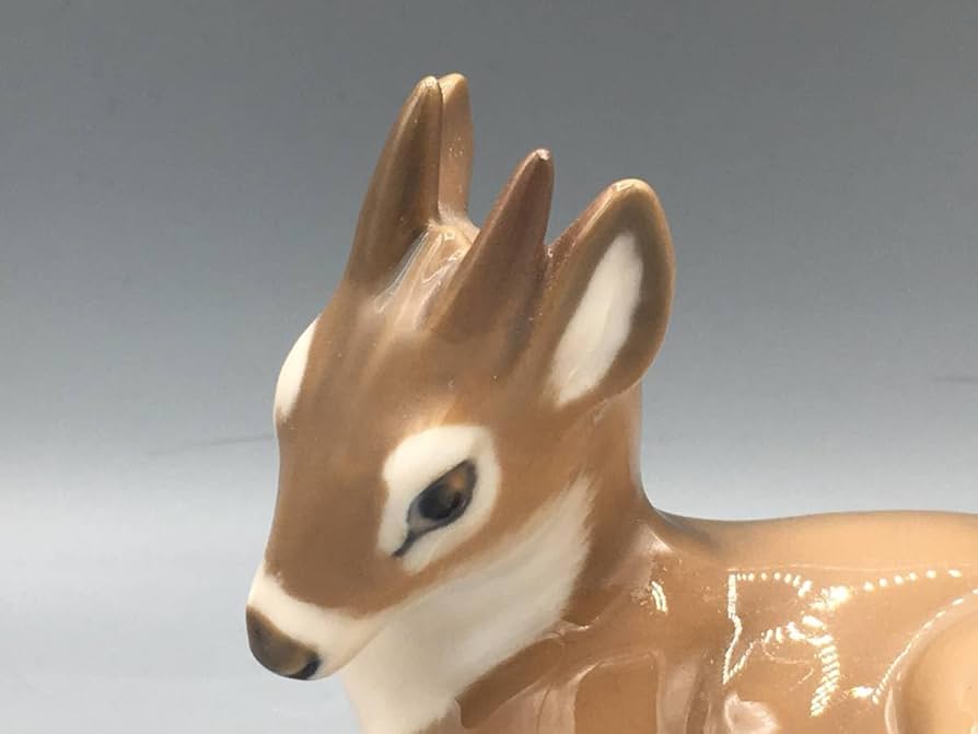 Amazon.co.jp: ロイヤルコペンハーゲン バンビ 鹿 置物 フィギュ