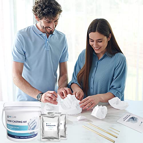 INK LAB Kit de Moulage Main Couple Empreinte 3D Adultes Famille Pieds et Mains avec Socle en Bois Alginate Moulage et Platre pour Sculpture d'art Décoratif, Idee Cadeau pour Amoureux Parents Bébé - Image 6
