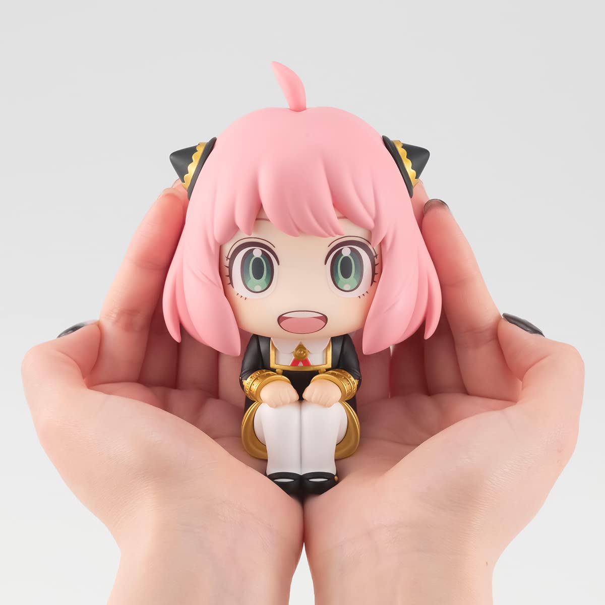 REOZIGN Figurine Spy X Family – Anya Forger 15 Cm – PVC – Collection Et Décoration – Cadeau Anime