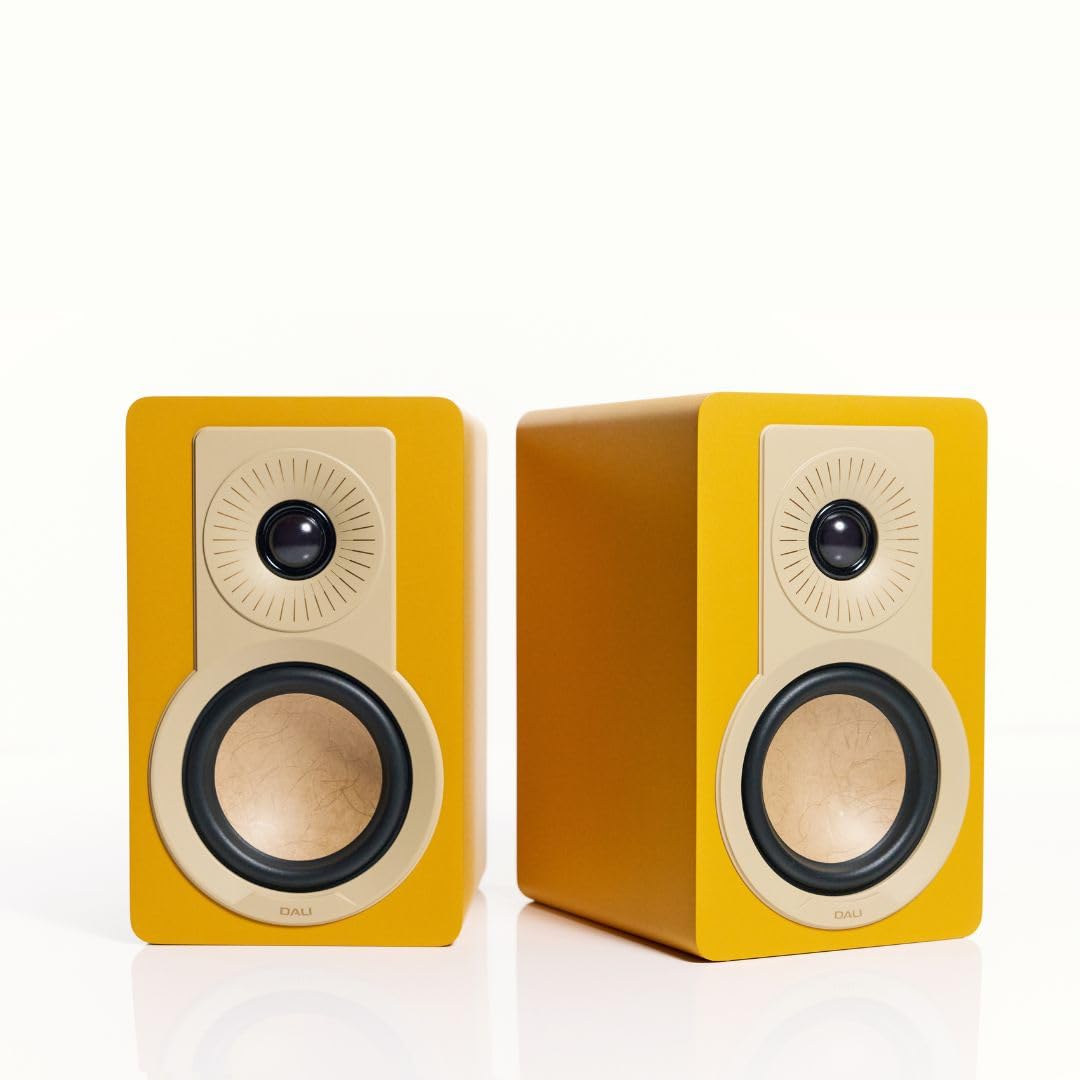 DALI KUPID Premium-Kompakt-Passiv-HiFi-Regallautsprecher, 2-Wege-Design mit 4,5-Zoll-Tieftöner und 1-Zoll-Hochtöner, inklusive Wandhalterung (Paar) – Goldgelb