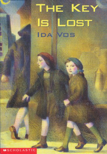 The Key is Lost 0439291372 Book Cover