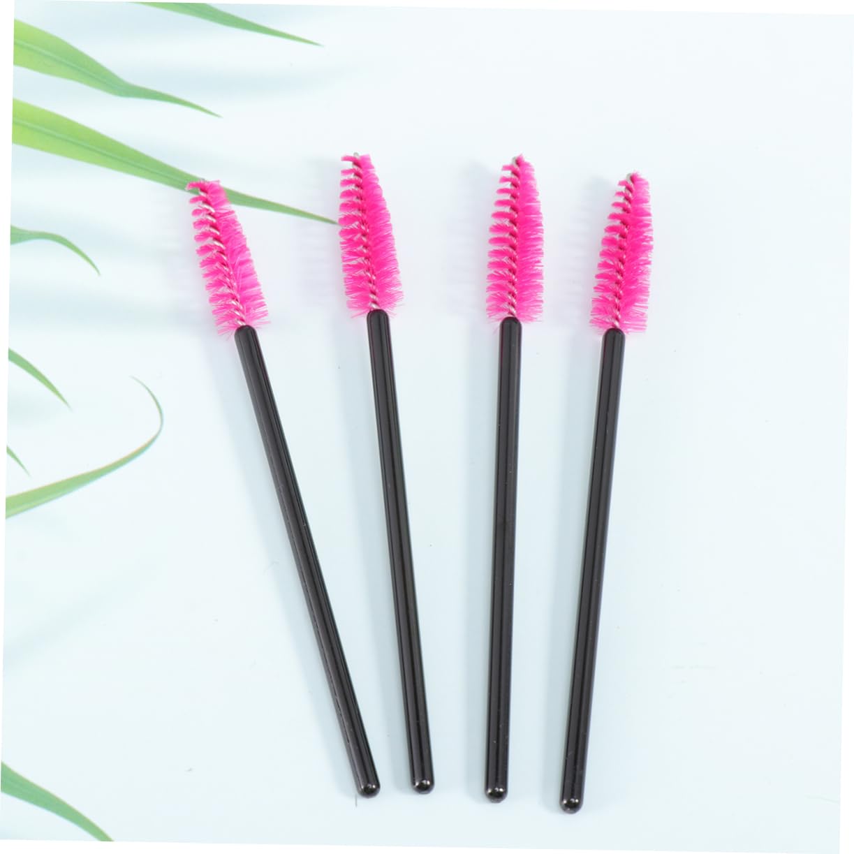 Beavorty 100pcs Mascara Disposable Brush Eyelash Brushes Fine Nylon Bristles for Daily Makeup (rosy)