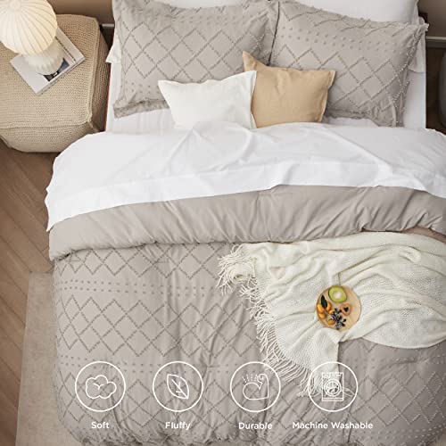 Image of Bedsure Queen Comforter Set - Linen Comforter, Boho Tufted Distressed Vintage Bedding for Kids, 3 Pieces Farmhouse-Style Bed Set for All Seasons, Fluffy Soft Bedding with 2 Pillow Shams