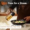 Rociador de aceite de oliva de vidrio TrendPlain de 470 ml para cocinar – dispensador de aceite de oliva 2 en 1 para gadgets de cocina y accesorios de freidora de aire, ensaladas, BBQ - negro 6