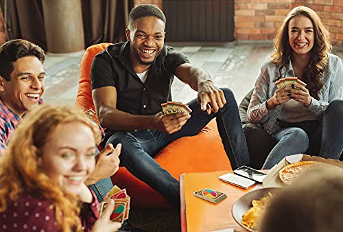 Mattel Games GXV43, UNO Iconenreeks kaartspel 1970 editie met een design geïnspireerd op het decennium, 112 kaarten voor verzamelaars, spelletjesavond voor tieners en volwassenen, 7 jaar en ouder. - Image 3