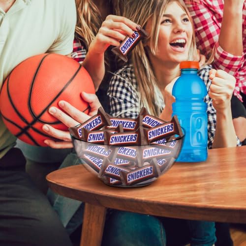 Image of SNICKERS Fun Size College Basketball Milk Chocolate Candy Bars, 10.59 Oz Bag (Pack of 2)