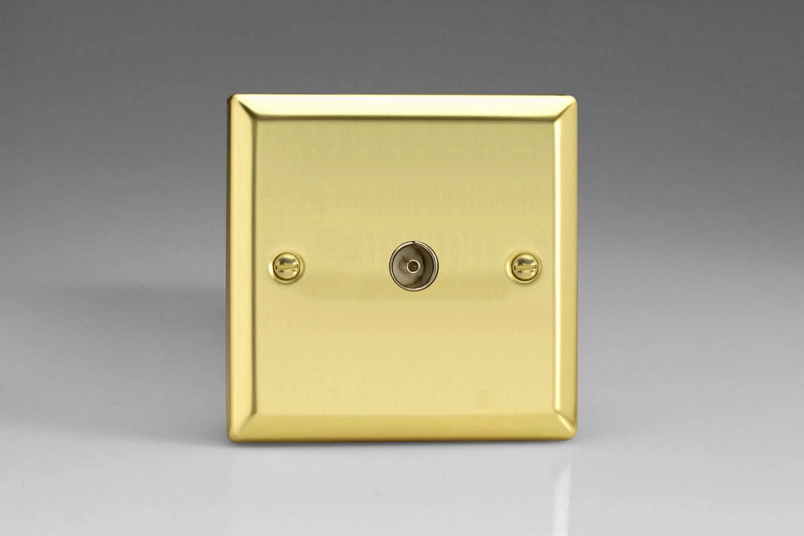 Varilight 1-Gang Tv Socket, Co-Axial Polished Brass 5021575850710
