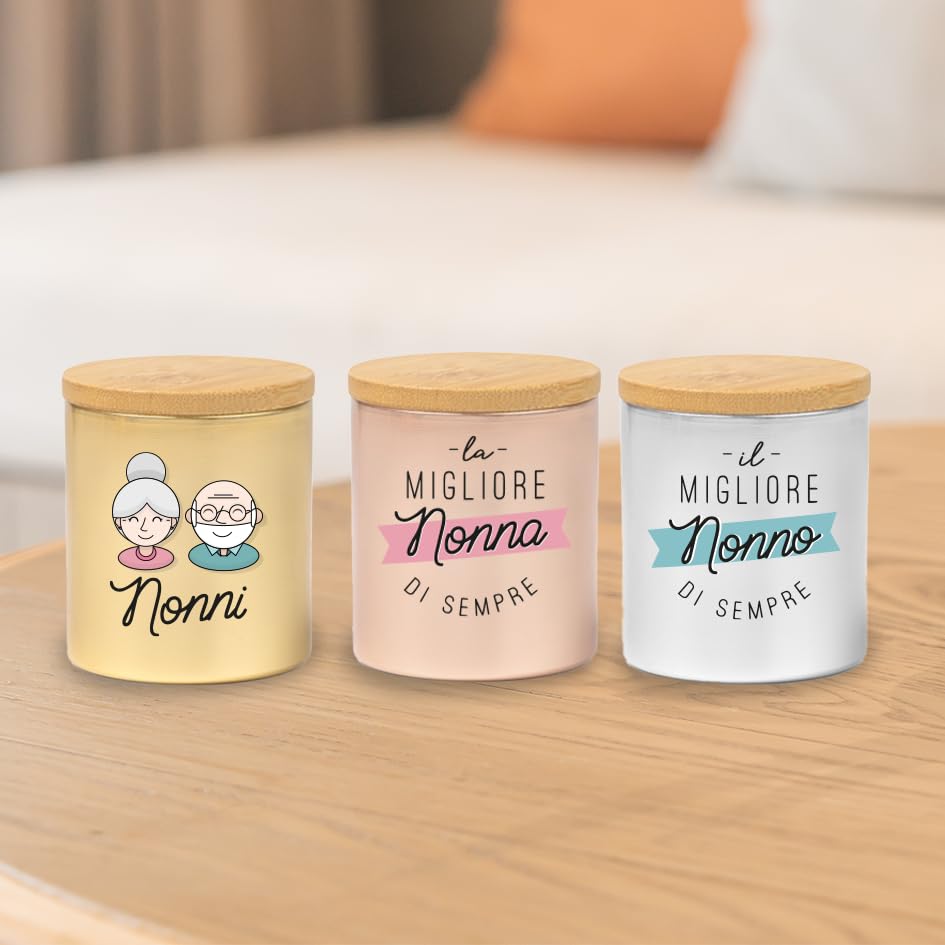 ''I migliori di sempre'' Set di 3 Candele Profumate Personalizzate con nome con Coperchio in Bambù, Barattoli Decorativi, 7,5x6,5 cm Idea regalo Natale Festa dei nonni Nonno Nonna
