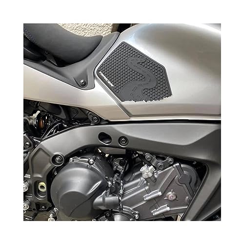 Réservoir Tracer 9 rayé ? Solution autocollant protection latéral caoutchouc anti-rayures