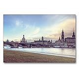 HD Bildqualität: Faksmimilequalität auf Spezial-Leinwand. Der verwendete Bedruckstoff ist eine speziell für uns produzierter, besonders fein gewebter, dimensionsstabile Kunstgewebe-Leinwand. Thermo-Sublimationsdruck überzeugt bezüglich Haltbarkeit, Abriebfestigkeit, Lichtbeständigkeit, Auflösungsvermögen und Farb-Brillanz