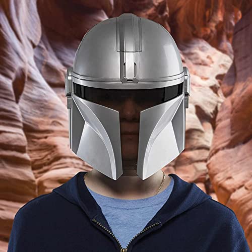 Star Wars Toys The Mandalorian Electronic Mask, Kids Roleplay Toys, Accessory with Phrases and SFX, Aged 5 and Up - Image 4
