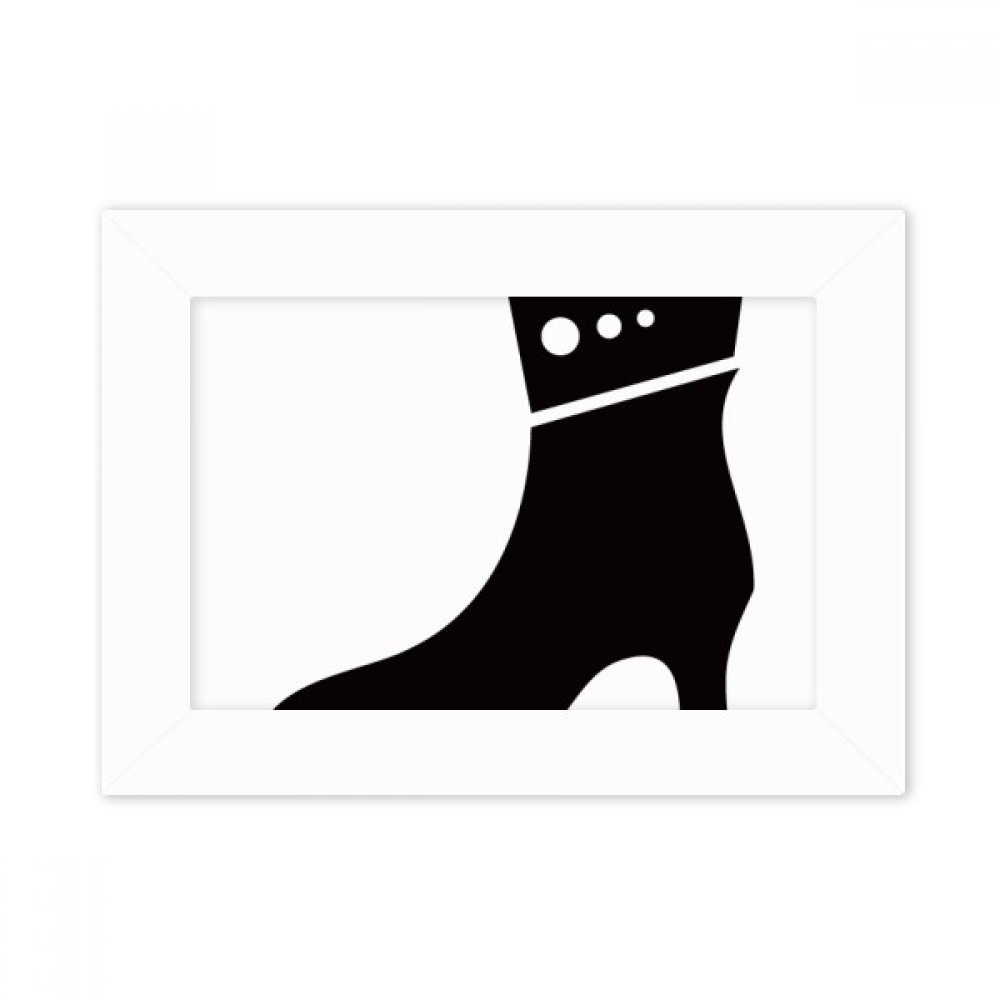 Cadre photo blanc pour salon et chambre avec illustration moderne de talon haut