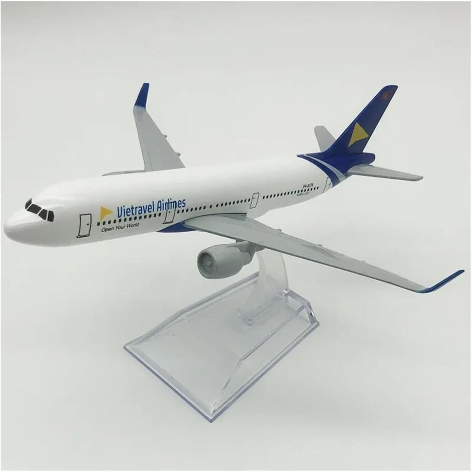 Miniature Scale 1 400 Vietravel Airlines A321 Aircraft Model Metal Simulation Passenger Alloy Static Flying Toy Game Kits