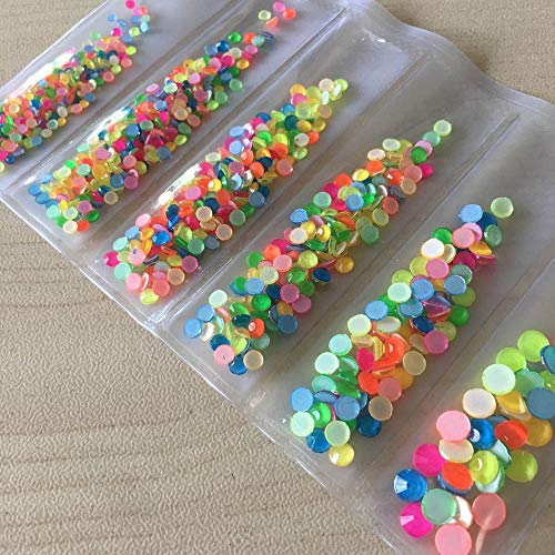 1080Pcs Mix Ss6-Ss20 Fluorescent Rhinestones Luminous Non Hotfix Neon Rhinestone Noctilucent Electric Nail Art Decorations Flower Strass Stickers Flat Back Round Stones Face Nail Art(Mix Color) #TOP5